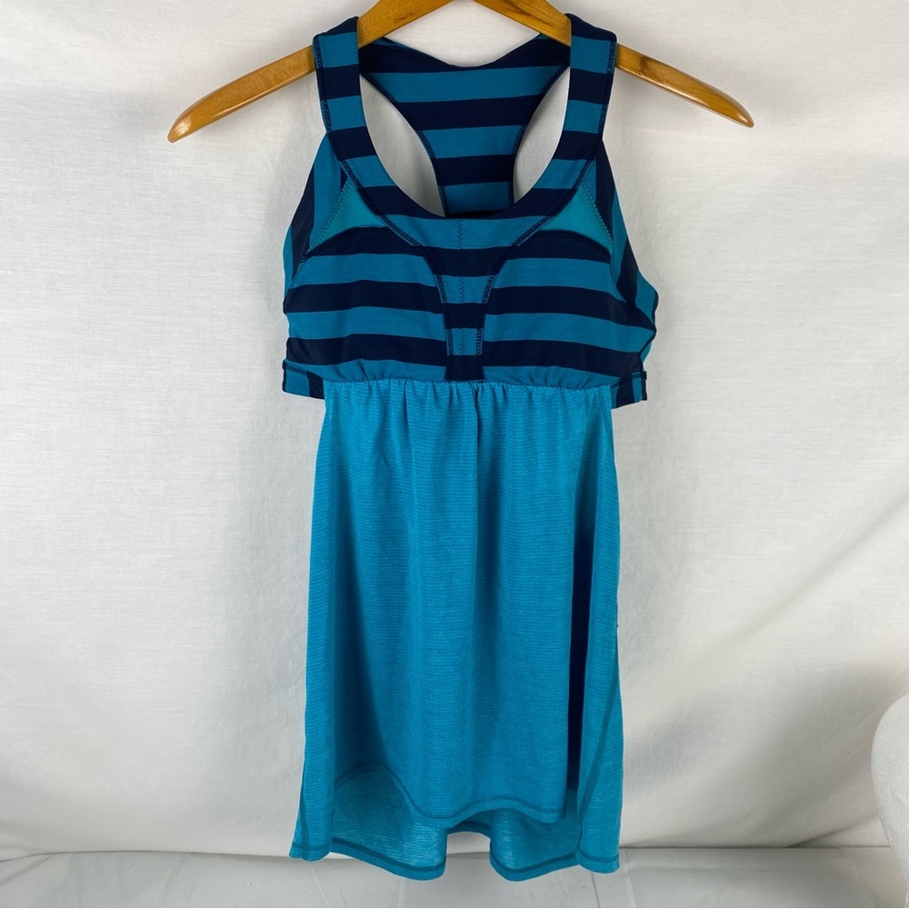 Lululemon 2-In-Run Micro Macro Stripe Surge Stripe in Bra Tank  y2k Sz 6